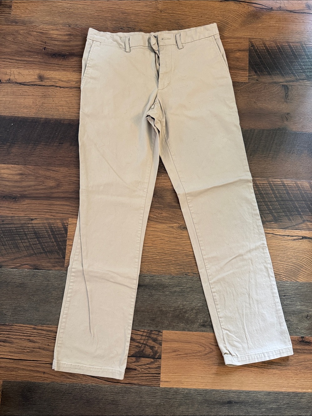 Old Navy Men's Light Khaki Chino Pants